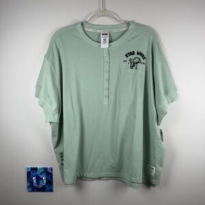 NWT Star Wars Disney Women's Yoda Green Henley Oversized Top Tee Shirt Size 2X